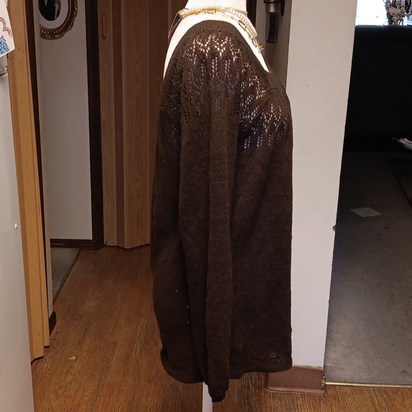 STUDIO Y DARK BROWN SWEATER - Picture 6 of 6